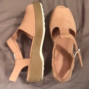 Camper Dessa Platform Sandals Nude Suede Sz 41